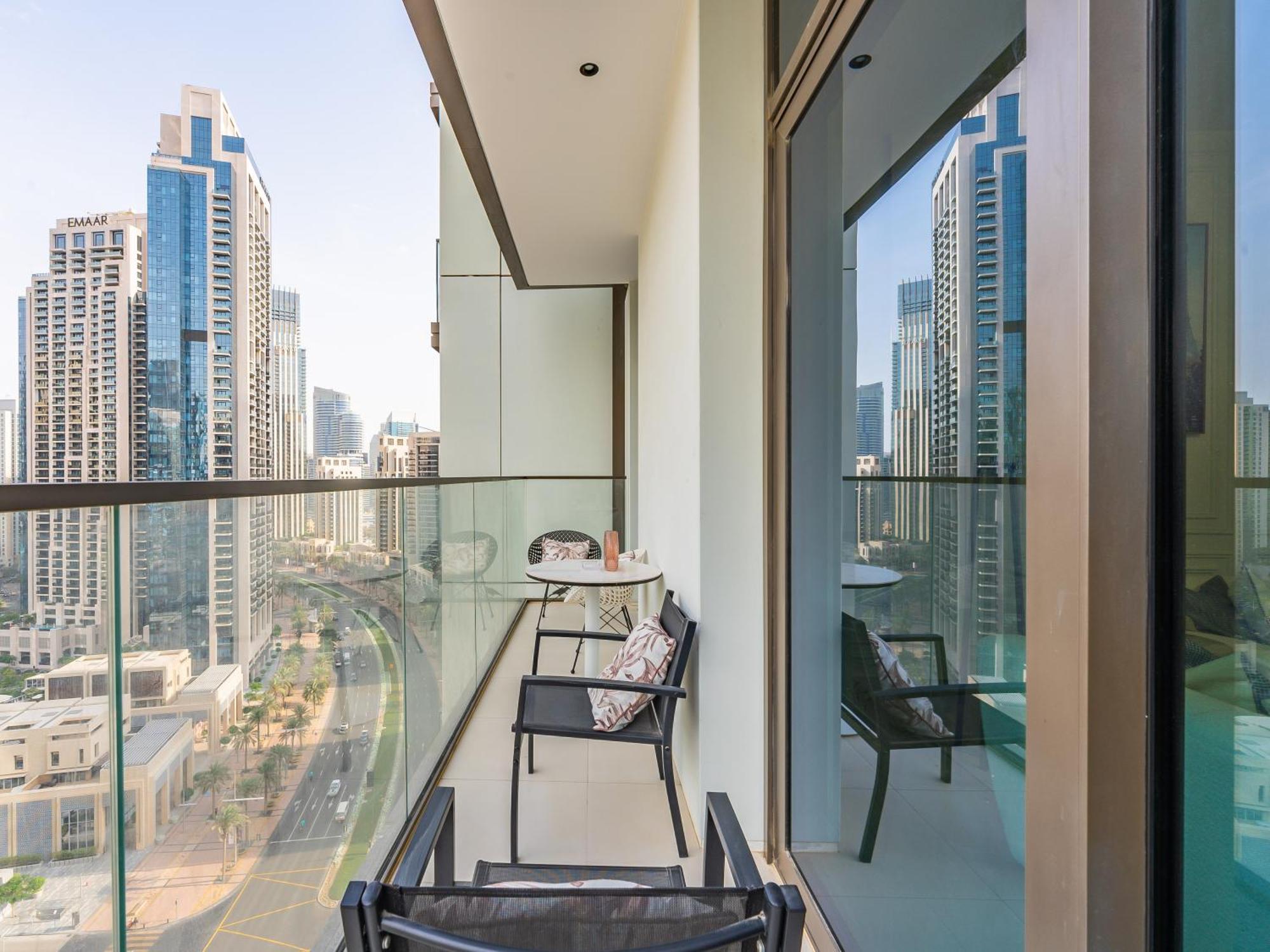 The 'paris' - Stylish 2bd With Burj View *