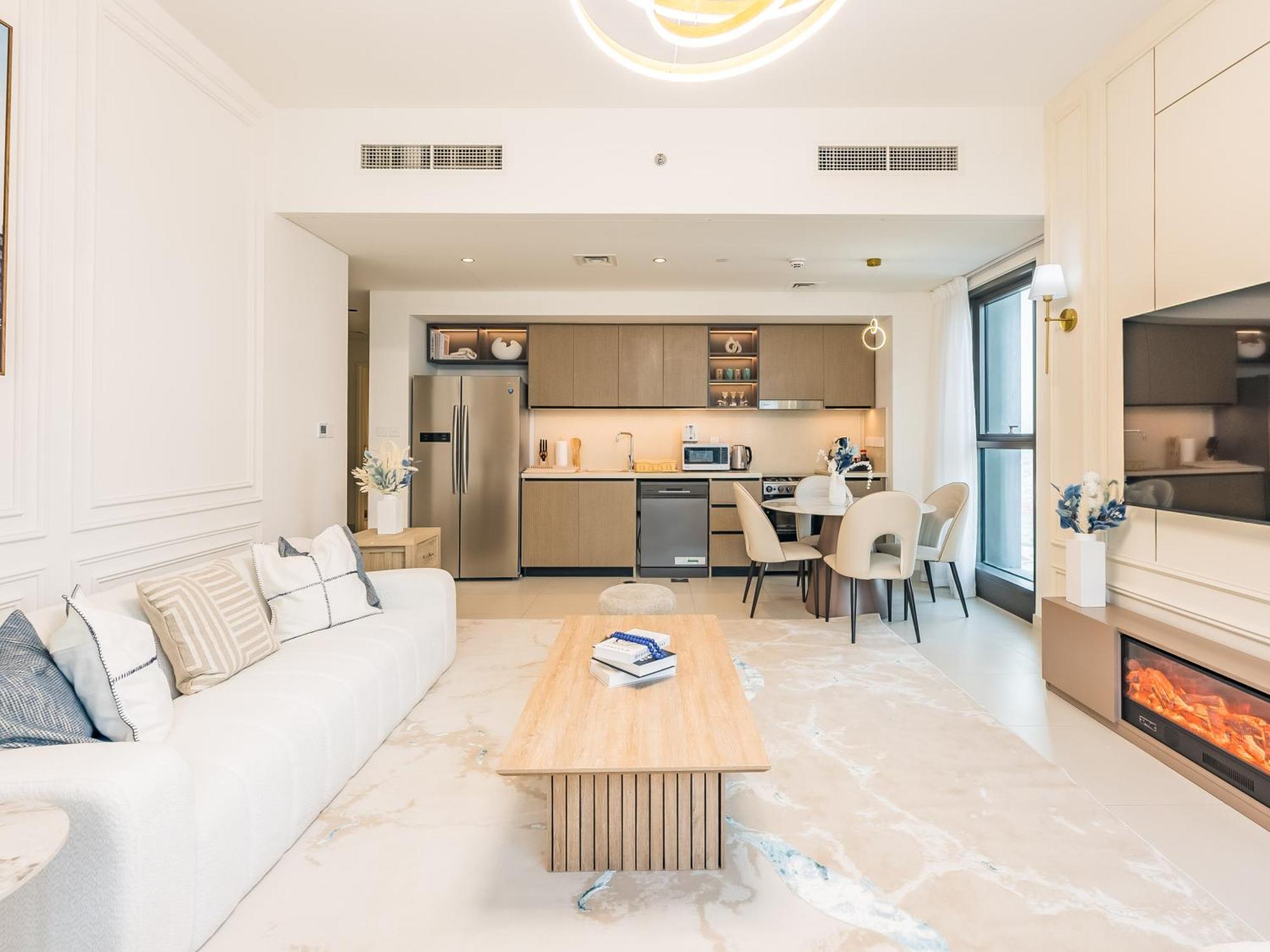 The 'paris' - Stylish 2bd With Burj View Apartment *