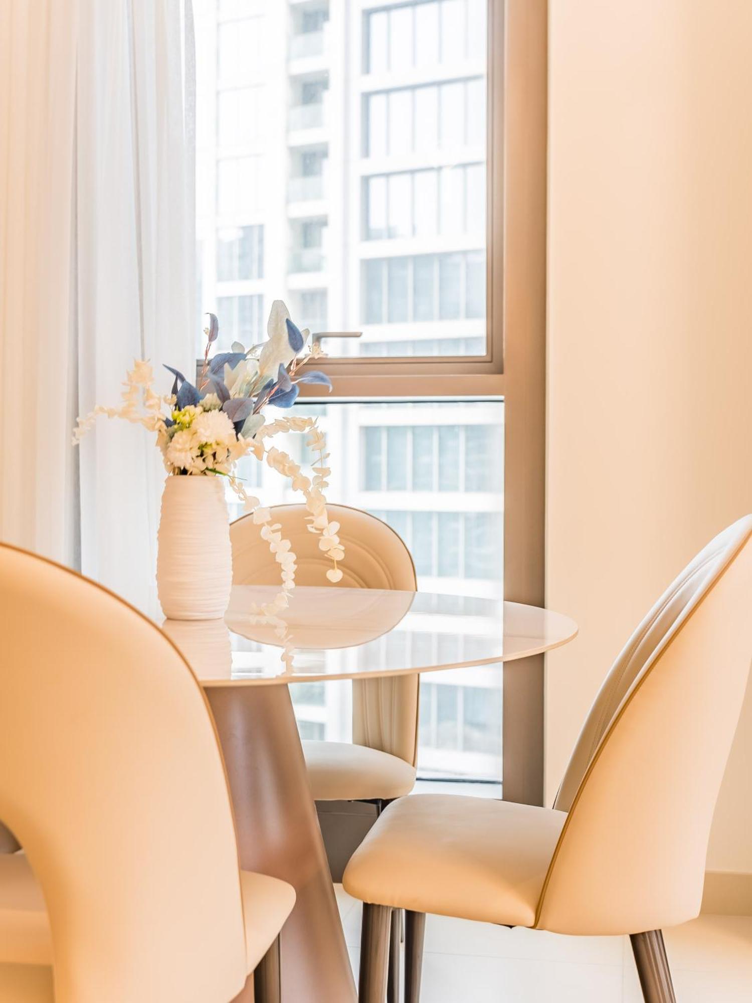Apartment The 'paris' - Stylish 2bd With Burj View Dubai