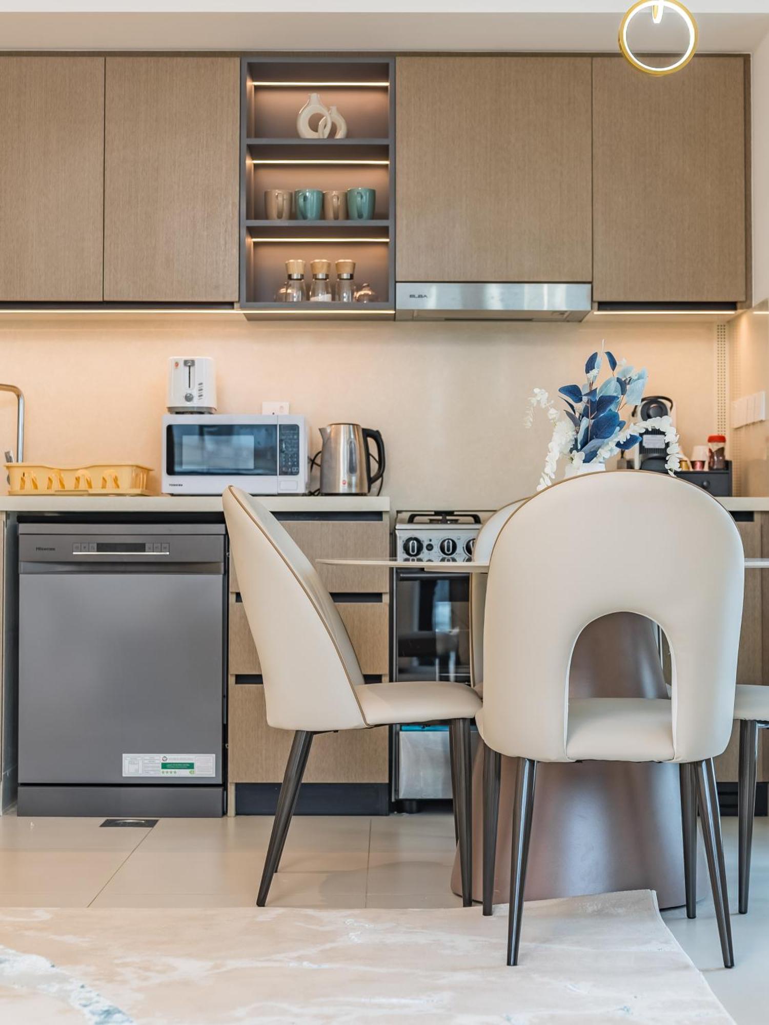 The 'paris' - Stylish 2bd With Burj View *