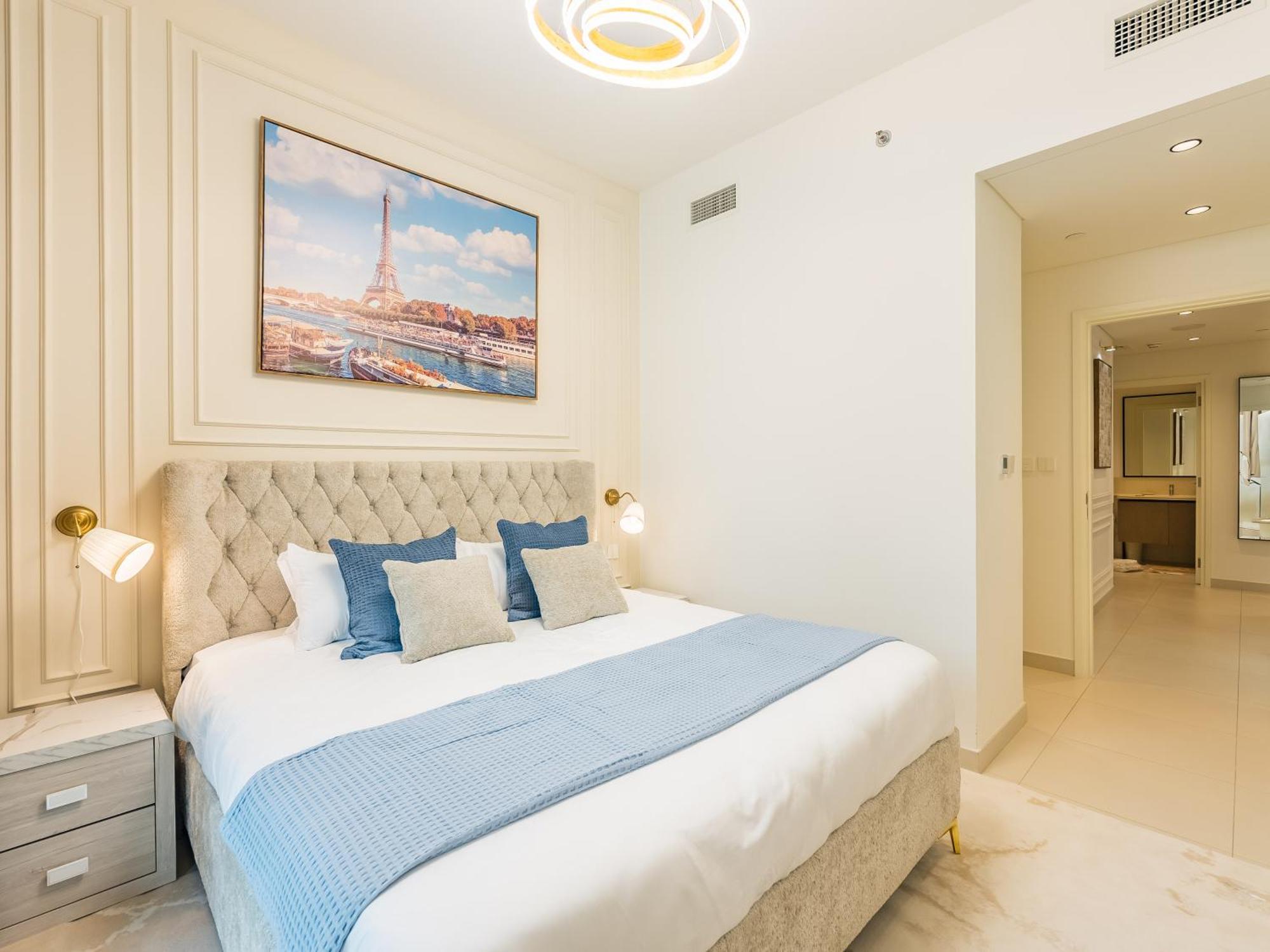The 'paris' - Stylish 2bd With Burj View Apartment