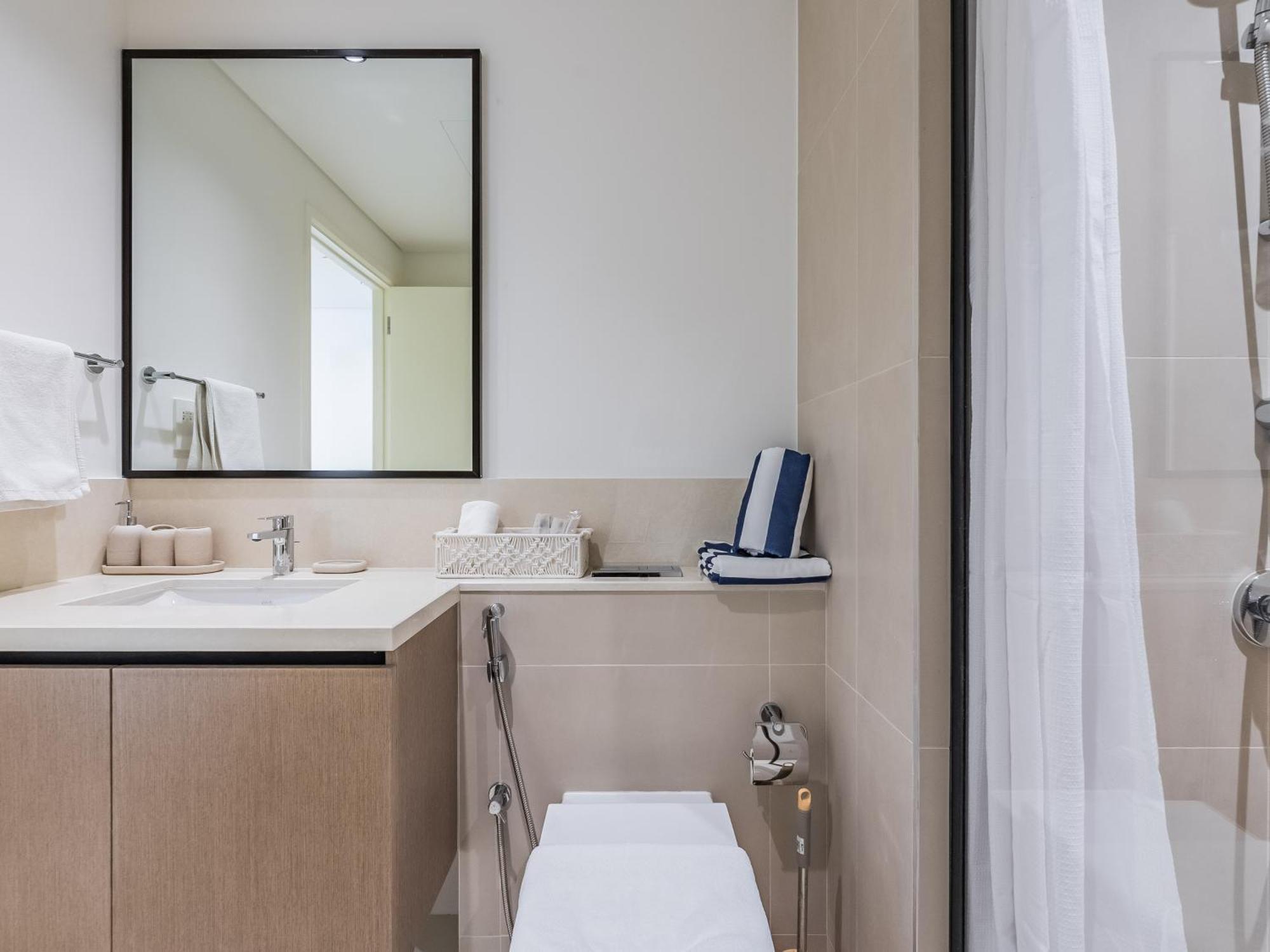 Apartment The 'paris' - Stylish 2bd With Burj View *