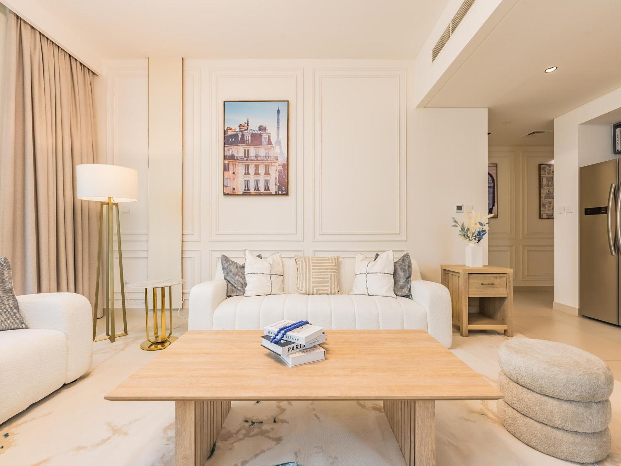 The 'paris' - Stylish 2bd With Burj View Apartment *
